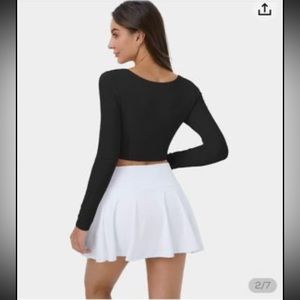 Halara yoga top. Soft and stretchy.